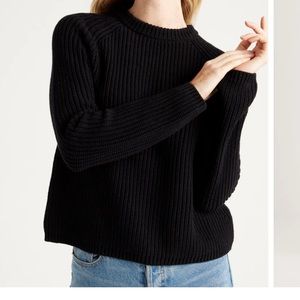 100% Organic Cotton Fisherman Crew Sweater in black womens small